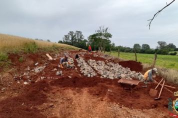 Foto - Sequência obras de calçamento São Miguel/São Valentin