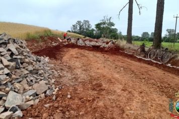 Foto - Sequência obras de calçamento São Miguel/São Valentin