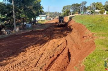 Foto - Início obra calçamento rua paralela à André Bagio