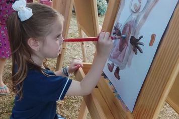 Foto - Mostra do Cotidiano e Dia da Família, na EMEI de Bozano.