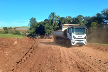 Foto - CONTINUAÇÃO DA OBRA DO ASFALTO DA COMUNIDADE DE BOA ESPERANÇA.