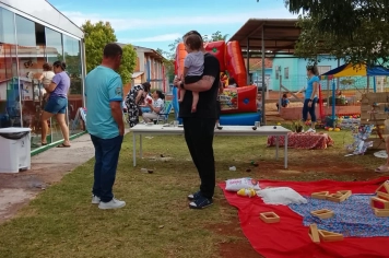 Foto - Mostra do Cotidiano e Dia da Família, na EMEI de Bozano.