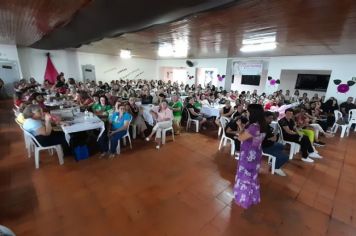 Cerca de 350 mulheres participam da Tarde Tropical