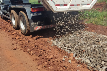 Continuação de melhorias na estrada da Linha 14, em direção à Boa Esperança