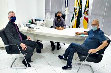 Prefeito recebe informação de que Banrisul quer ampliar negócios em Bozano