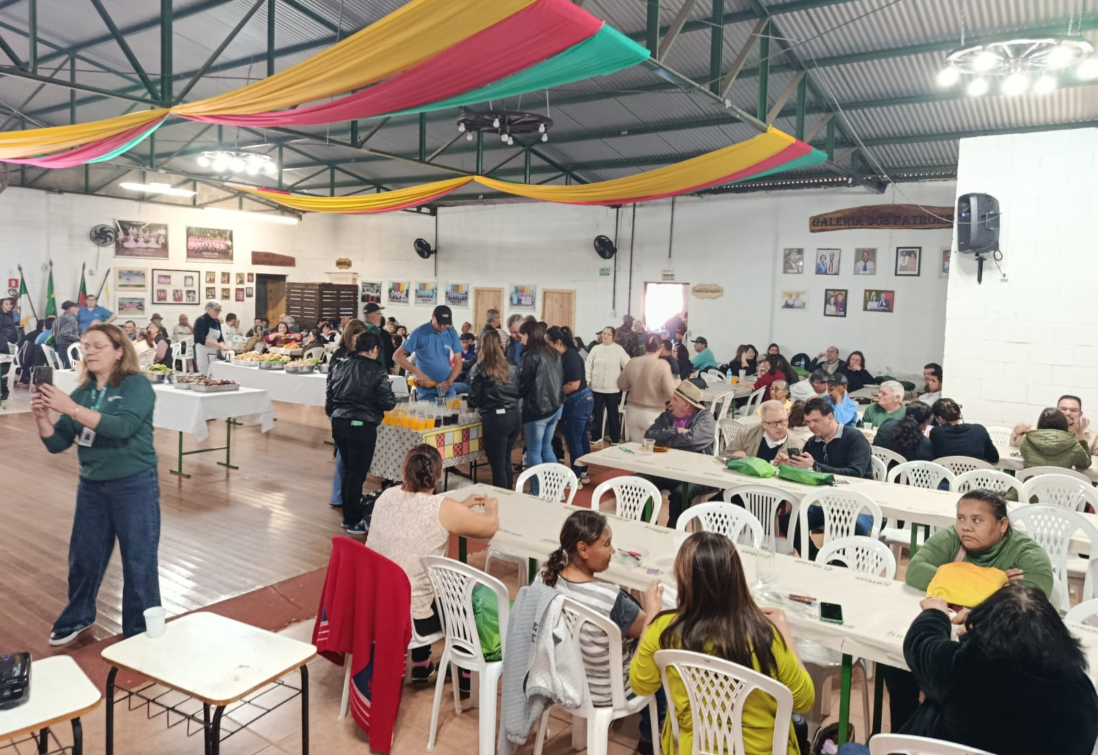 Mutirão de Saúde Preventiva encerra a programação da manhã com almoço no CTG Passo do Bozano.
