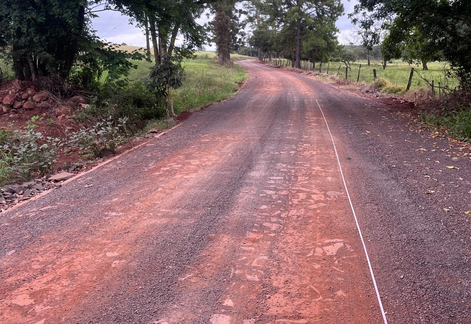 BOZANO CONCLUI CALÇAMENTO E ANUNCIA NOVAS OBRAS.
