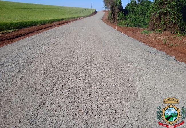 Estrada da linha 14 volta a ser interrompida