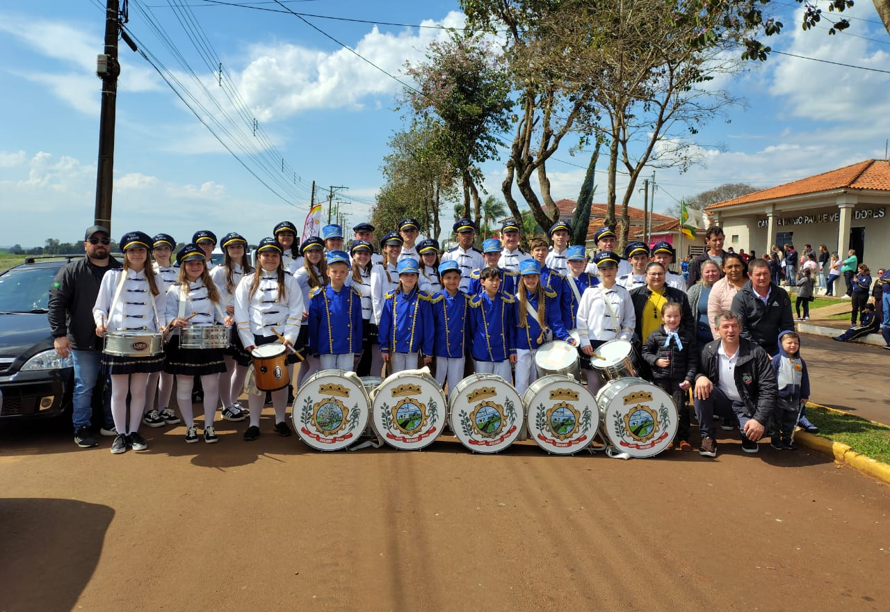 Banda Municipal Integração de Bozano participa de desfile em Boa Vista do Cadeado!