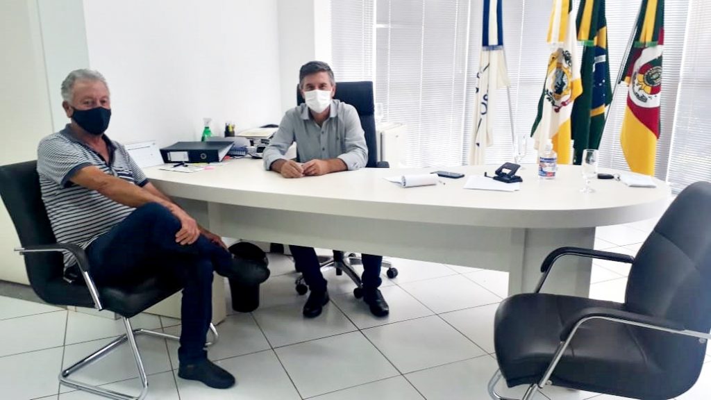 Prefeito recebe presidente do Sindicato Patronal de Ijuí