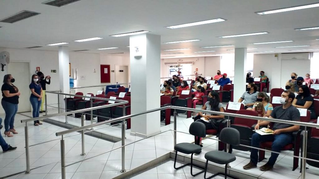 Comunidade escolar recebe orientações sobre o retorno das aulas em Bozano