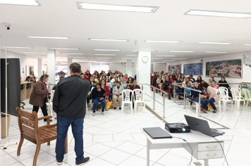 PALESTRA SOBRE SAÚDE PREVENTIVA  PARA MULHERES NA CÂMARA DE VEREADORES.