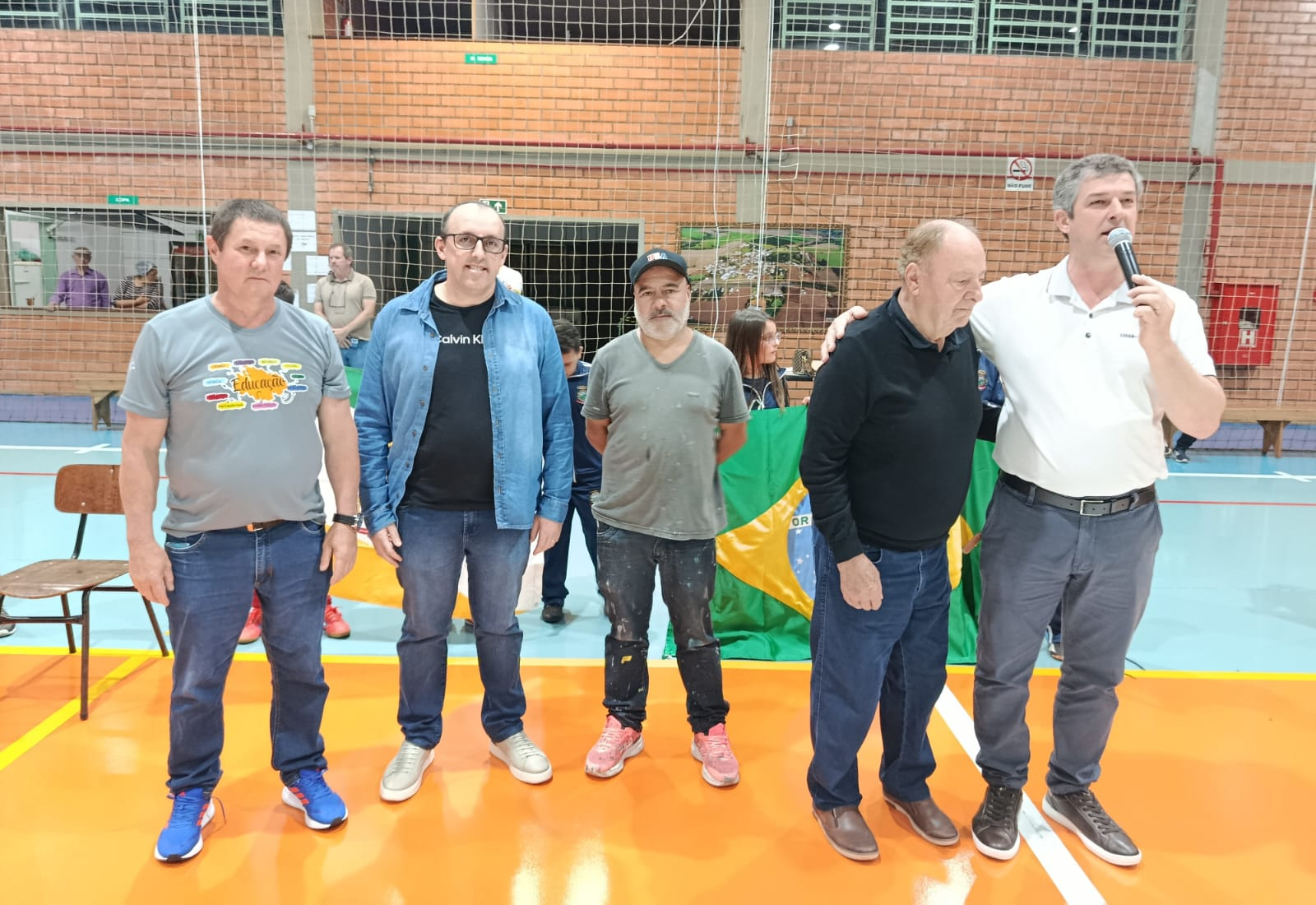 REINAUGURAÇÃO DA QUADRA POLIESPORTIVA ADEMIR LUIZ SANDRI!