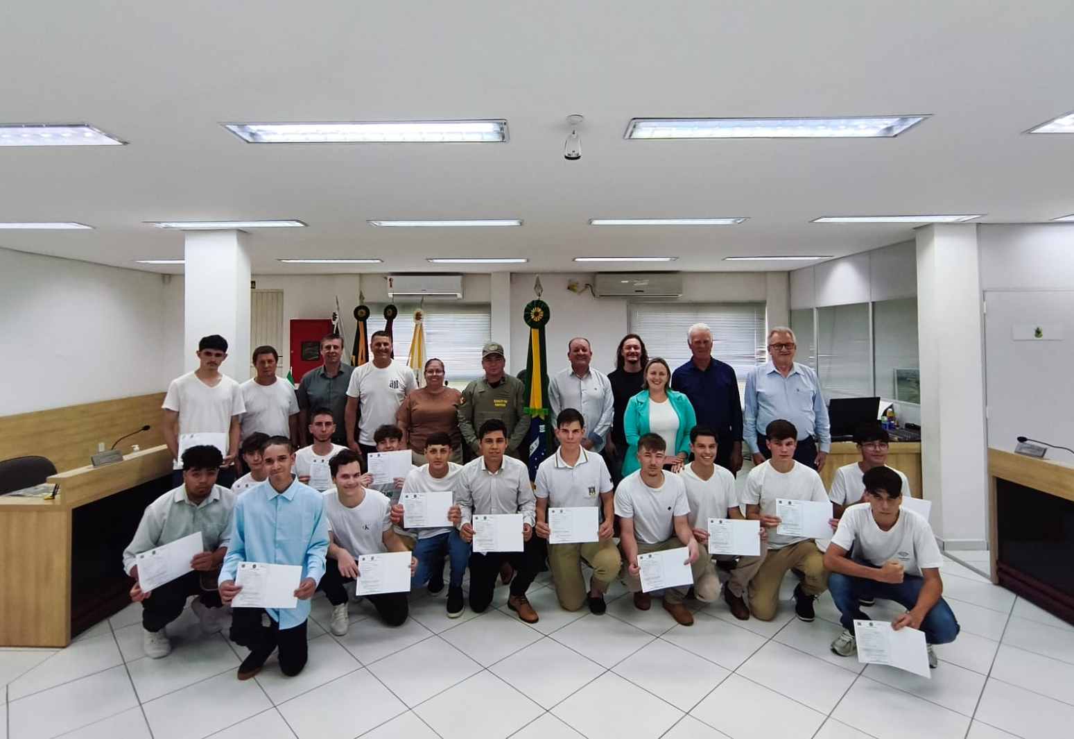 Juramento à Bandeira Nacional é realizado em Bozano!